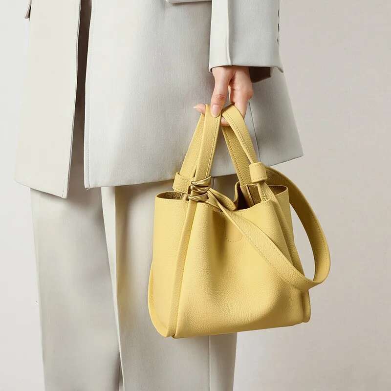 Fashion Women Genuine Leather Handbag Minimalist Small Bucket Large Capacity Ladies Tote Bags Versatile Soft Shoulder Bag