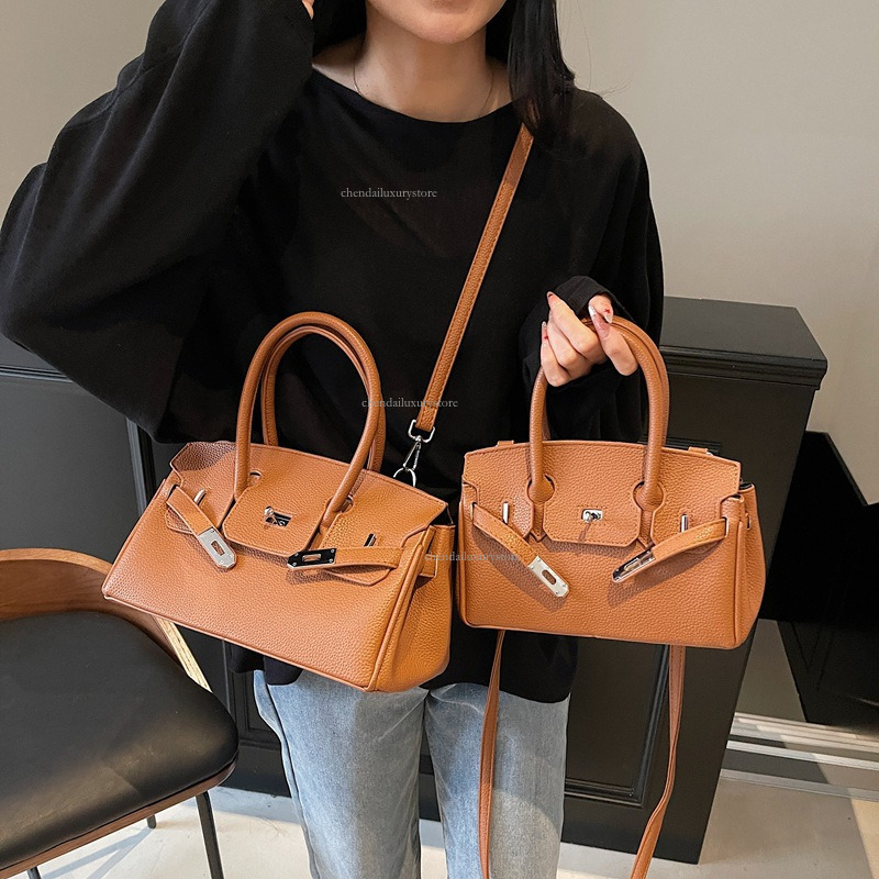 2025 Free Shipping Women's Shoulder Bag Metal Buckle Designer Handbag Multi Functional Kelly Bag Premium Large Capacity Commuter Crossbody Bag
