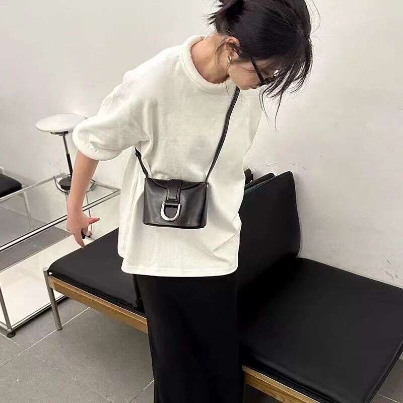 Autumn and winter French fries horseshoe 2025 mini niche bag high-end new Chinese versatile shoulder crossbody bag