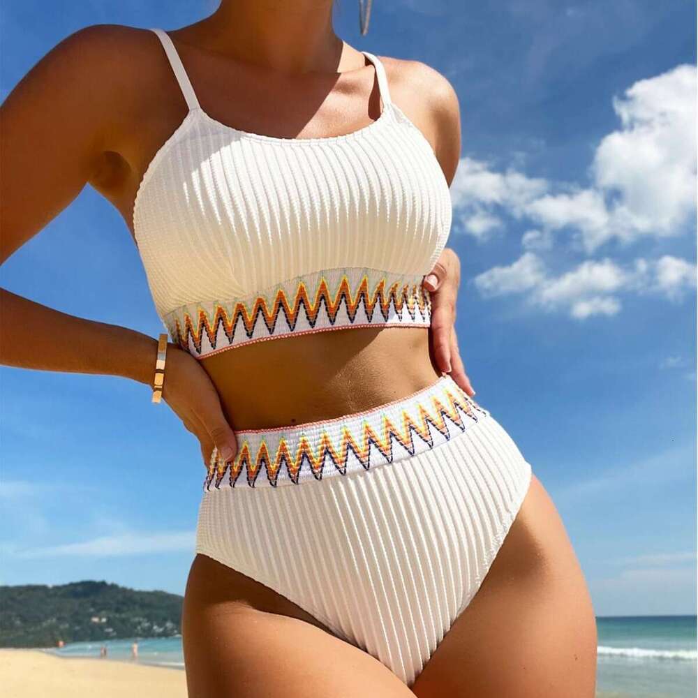 Bikini bikini fashion women's split sleeveless European beauty with chest cushion swimsuit factory wholesale 2025 temperament versatile new trend
