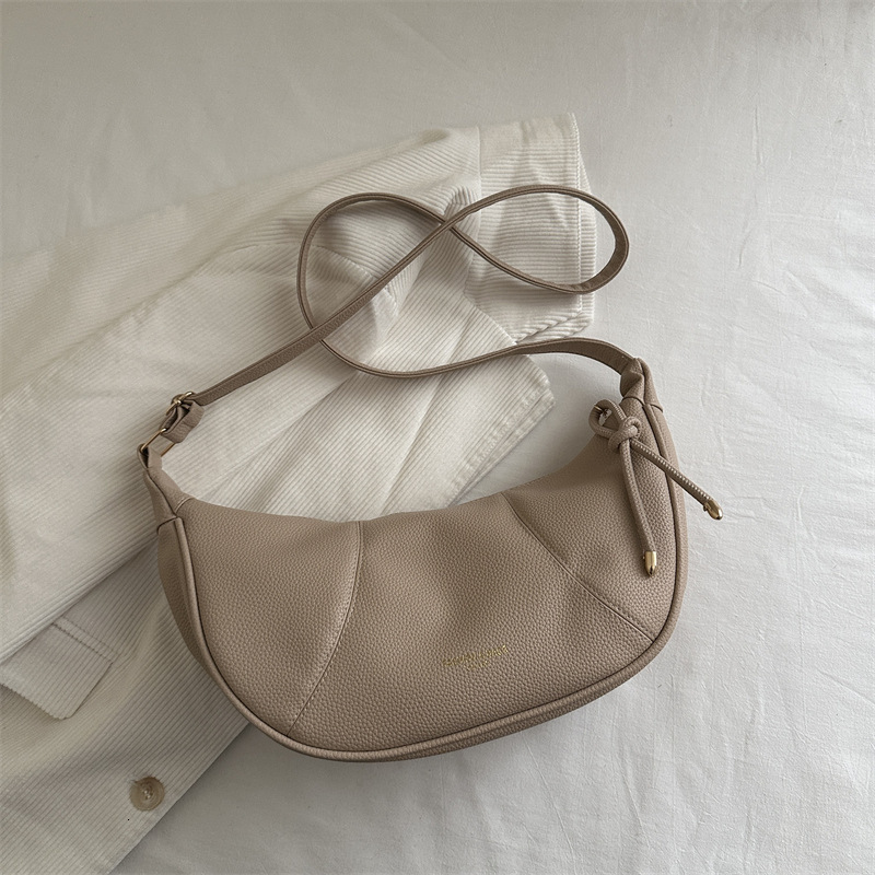 Large Capacity Leisure Dumpling Women 2025 New Style Spring And Summer Fashion Versatile Shoulder Bun For Work Commute New Free Luxury Bag Delivery De