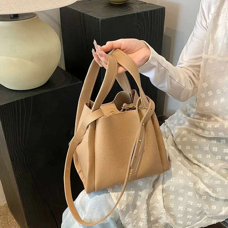 High End Tote 2024 Autumn Winter New Korean Version Simple Versatile Crossbody PU Mother And Child Shoulder Bag