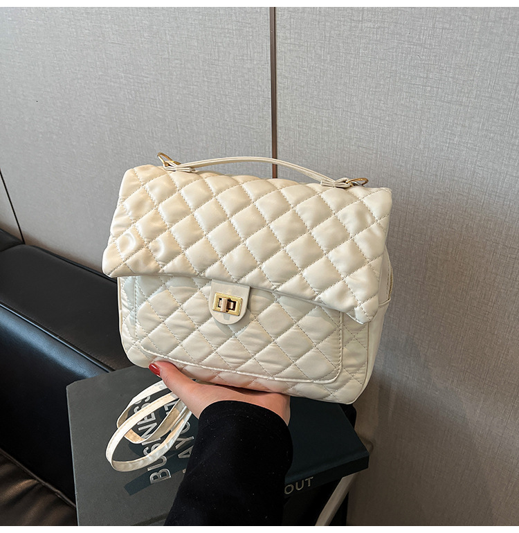 Versatile Fashionable Niche New Free Delivery Designer Bag Large Capacity Tote For Women In Summer 2025 New Chain Diamond Grid Shoulder Luxury Bag Bag