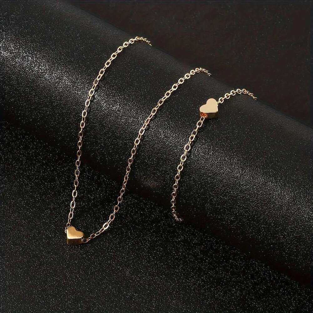 Korean Heart-Shaped Pendant Choker Fashion Statement Fine Metal Chain Clavicle Necklace Women's Trend Aesthetic Neck Jewelry Set