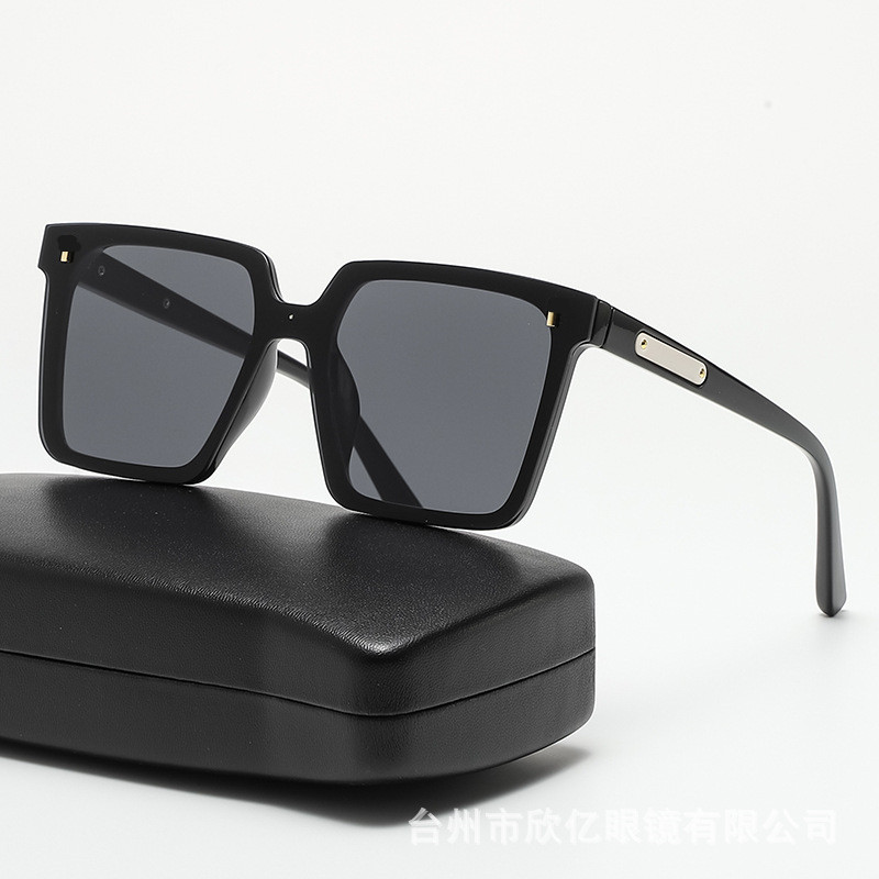 Designer Sunglasses For Women Men Vintage Style Sunglasses Fashion Classic Sunglasses Luxury Polarized Goggle Pilot PC Frame Oversized UV400 Eyewear C