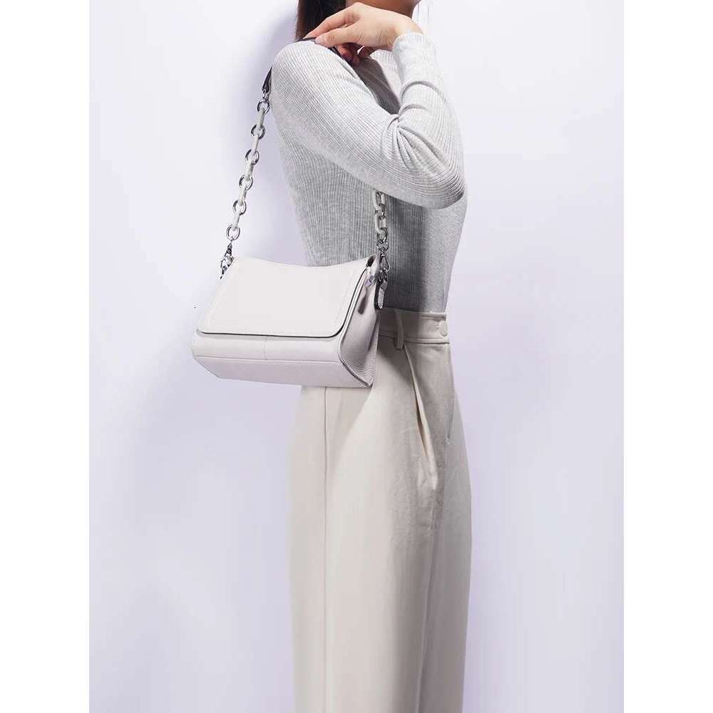 Zency 2024 New Fashion Acrylic Chain Handbags Soft Leather Top-Handle For Women Small Underarm Bag White Crossbody