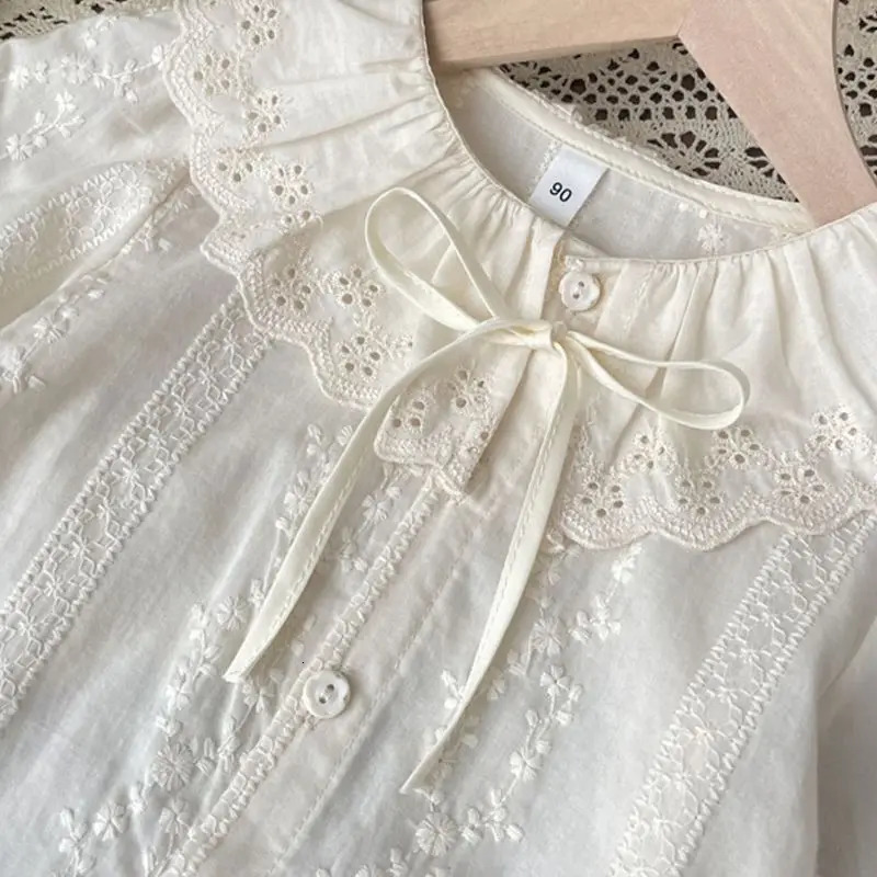 Spring Children Girls Blouses Cotton Floral Embroidery Infant Babys Girls Peter Pan Shirts Loose Round Collar Kids Girls Tops 250515