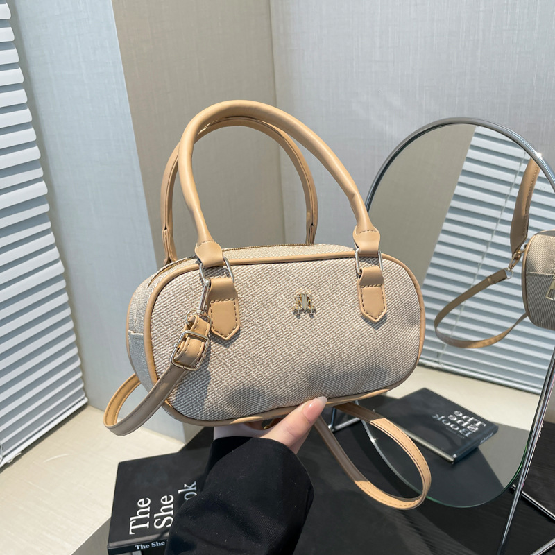 2025 Spring New Casual Elegance New Free Delivery Luxury Bag Designer Bag Shoulder Simple Fashion Pillow Crossbody Trendy Women's Bag Premium