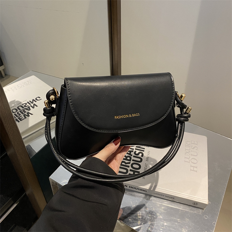 Free Delivery Designer Bag Solid Color Western Style Crossbody Women's 2025 Spring Korean Version Texture Fashionable Single Shoulder Trendy Hand