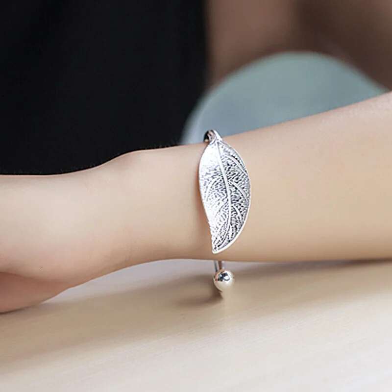 Fashion Sterling Sier Woman Cuff Bracelet Open Leaf Shaped Adjustable Charm Bangle Bracelets Party Jewelry Gifts