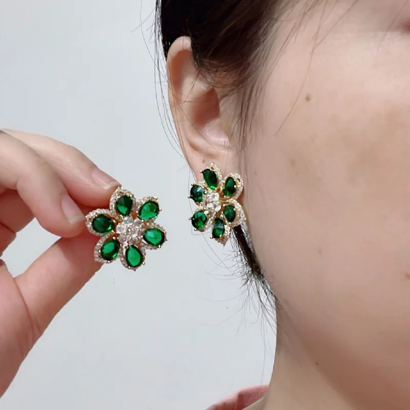 Korean Fashion Jewelry Full Zircon Large Flower Earrings Elegant Womens Wedding Party Accessories 250515