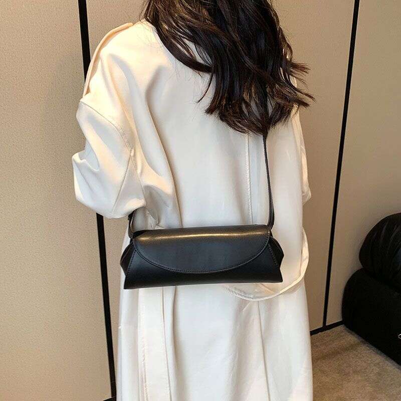 Baiyatu round crossbody versatile small casual cylindrical bag women's foreskin fashionable and simple single shoulder