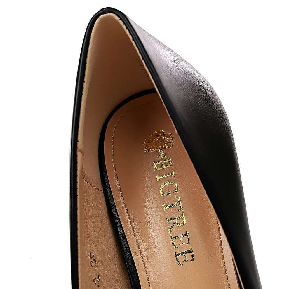 Women 7.5cm 10.5cm High Studded Rivets Pumps Lady Fetish Stiletto Middle Low Heels Scarpins Stripper Catwalk Event Shoes