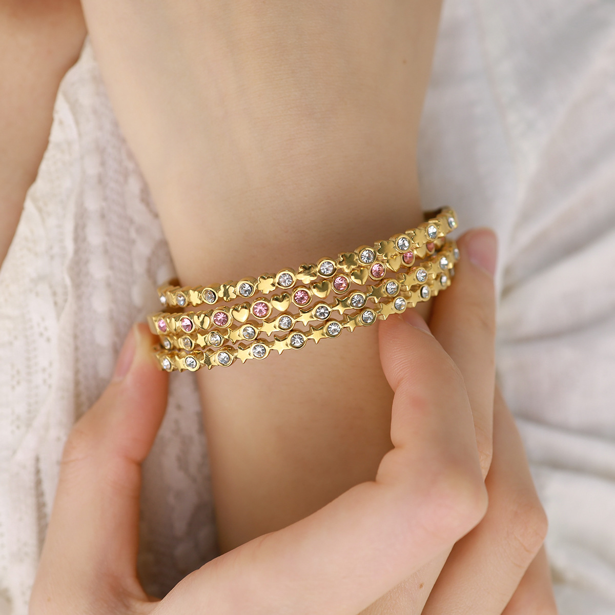 2025 New 18K Gold-Plated Titanium Steel Crystal Bangle with Star Design and Zirconia Stones, Open Adjustable Bracelet for Stylish Hands