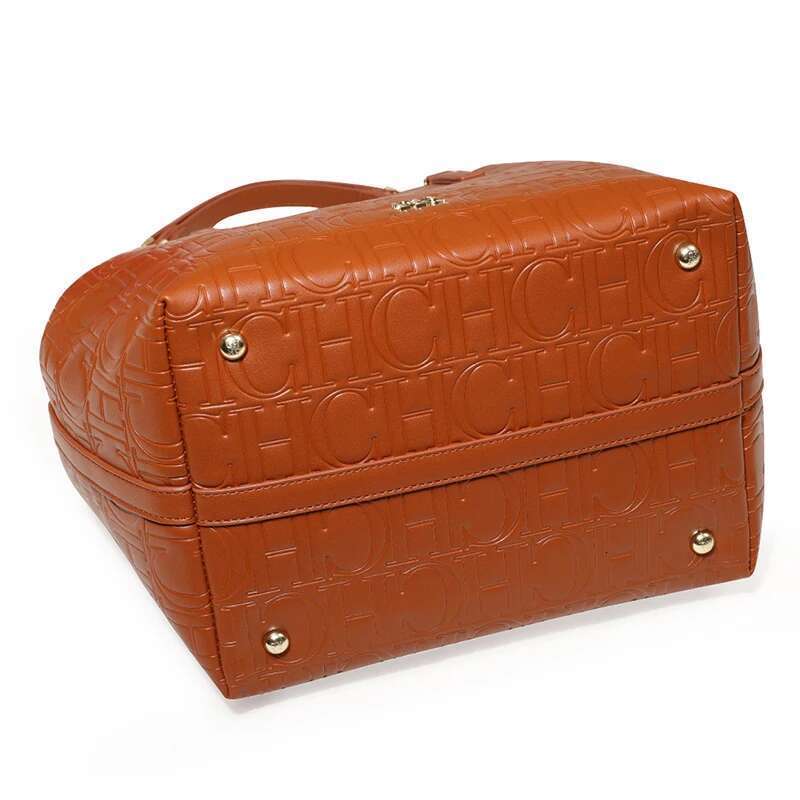 CH Women's Solid Colour Crossbody Premium Sense Fashion Shoulder Bag Large Capacity High Quality Handbag Letter Print Em