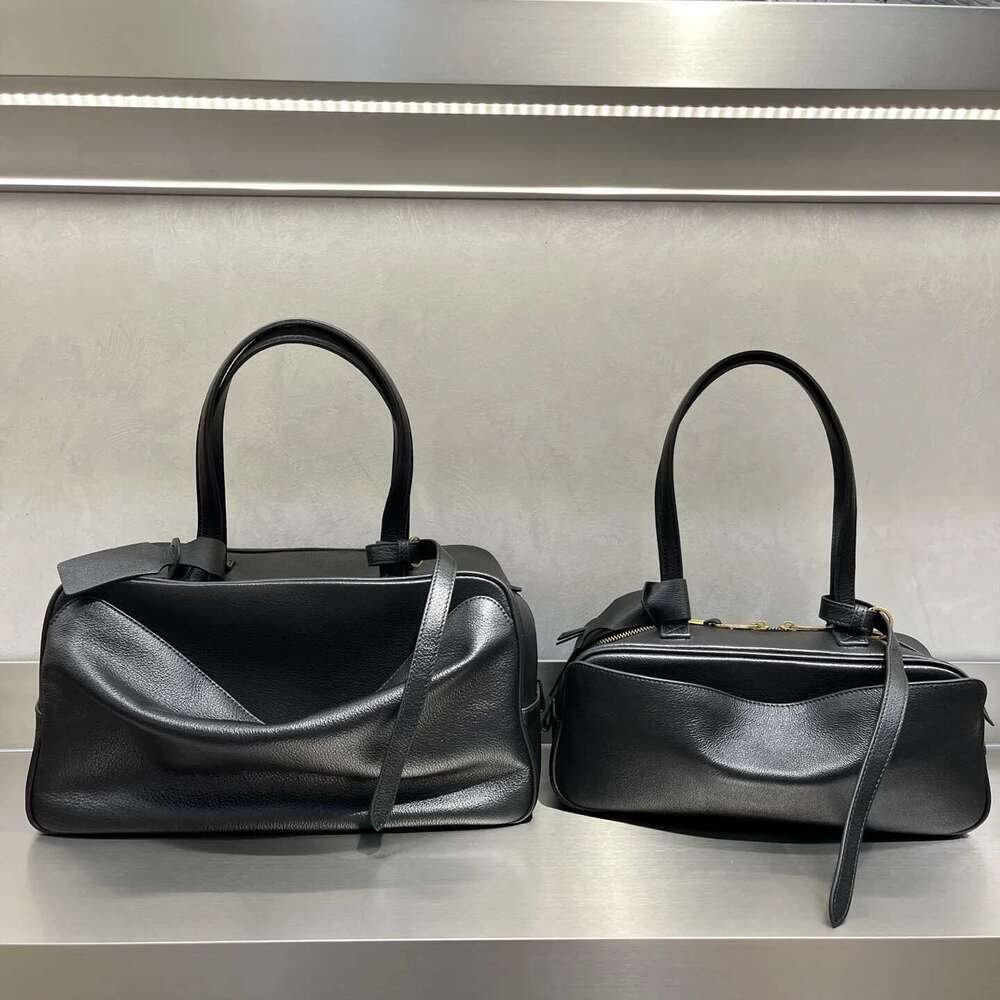 High Quality Designer Bags Retro Top Cowhide Bowling 2025 New Niche High-End Handbag Commuter Shoulder Armpit Fashion Women's Bag Lazy Wind Luxur