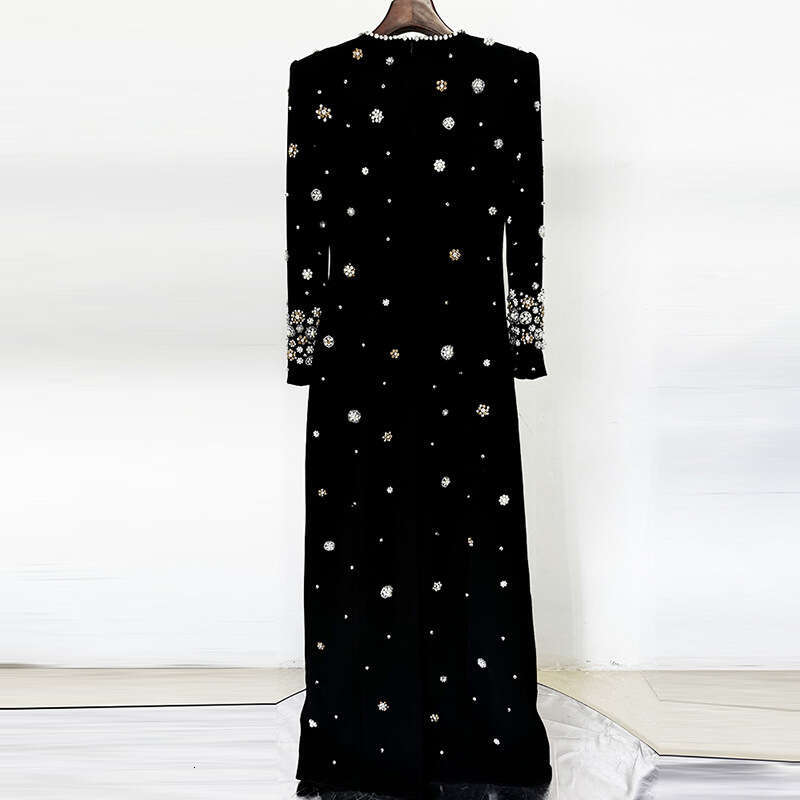 2025 new star fashion heavy industry nail bead inlaid diamond slim fit formal dress long skirt