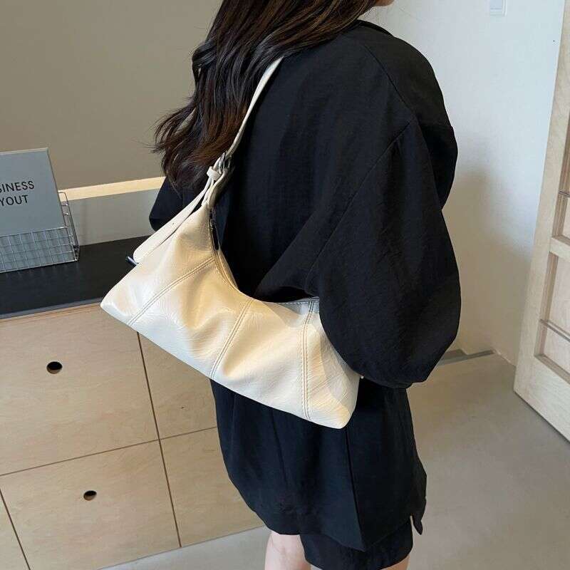 version female new item niche design casual simple high-end feeling armpit style stick bag single shoulder crossbody bag