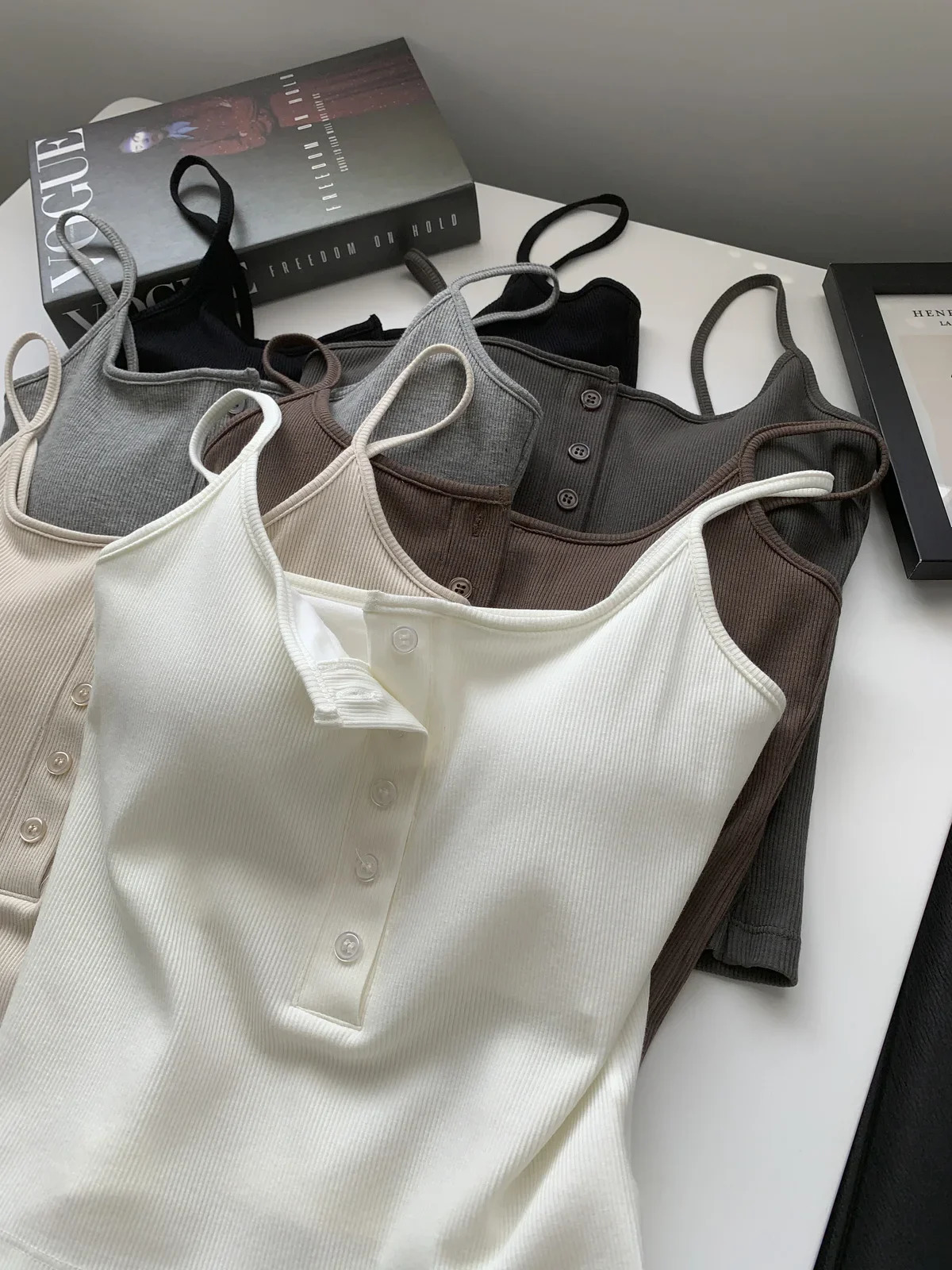 Womens Casual Grey Square Neck Crop Top Versatile Commuting Tank 2025 Spring Summer Female Spaghetti Straps Cami 250506