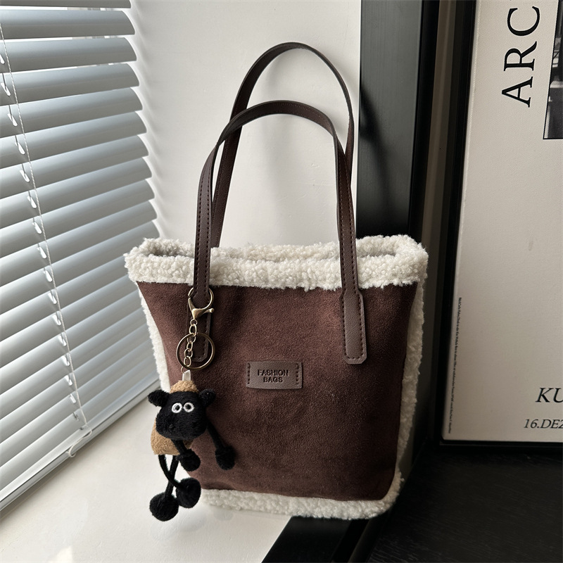 Free Delivery Designer Bag Suede Small Women 2025 New Fashionable Fur Tote For Autumn Winter Work And Commuting Luxury Bag