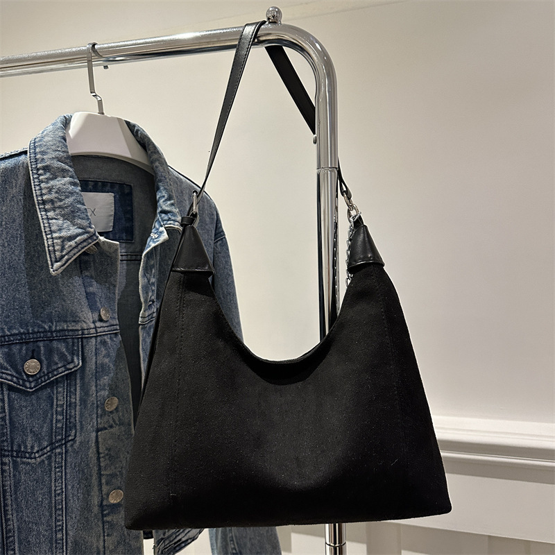 Free Delivery Designer Bag 2025 New Soft Leather Stylish Large Capacity For Women Fashionable And Personalized Casual Shoulder Crossbody Tote Luxury B