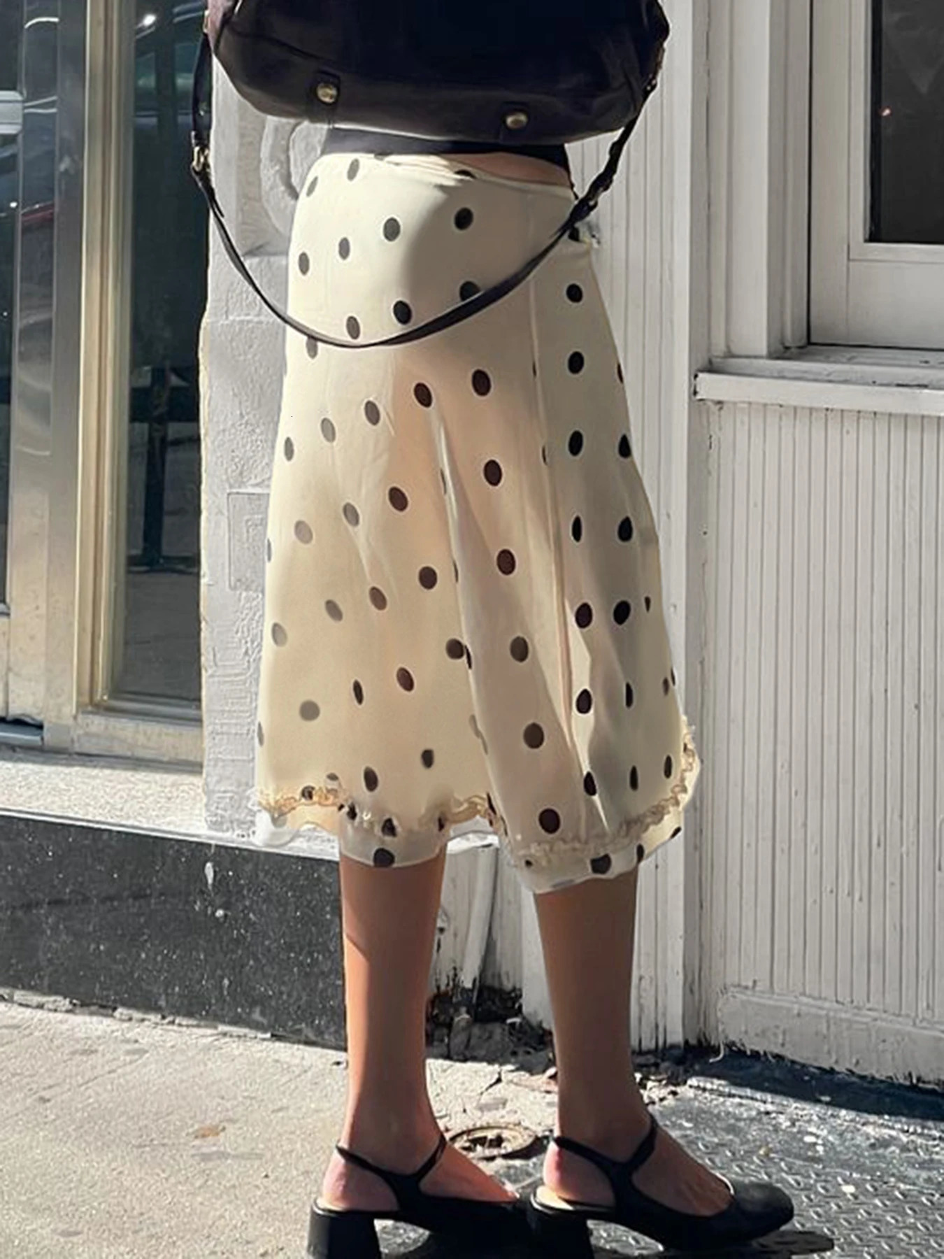 Elegant England Style Dot Print Women MidLength Skirt Edible Free Fungus Simple High Fashion Long 250515