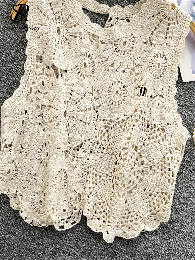 SINGREINY Korean Basic Knitting Tank Tops Female Sleeveless Hook Flower Hollow Chic n Summer Sweet Fashion Knitted Blouse 250515