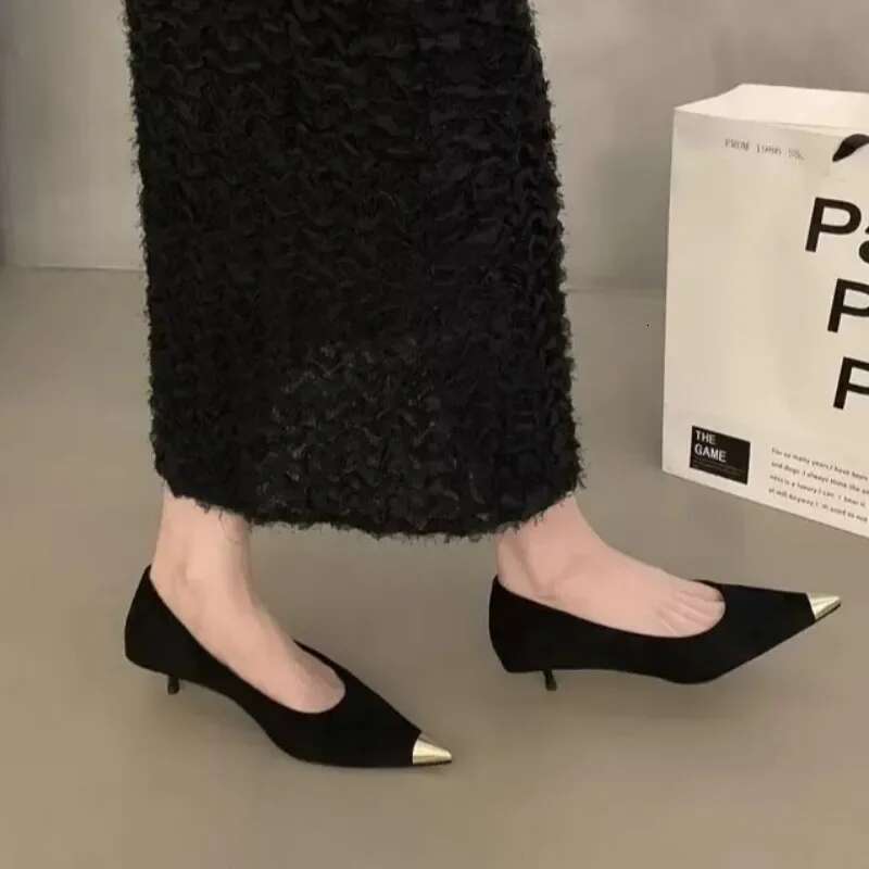 2025 Fashion Shoes Shallow Women's High Hot Sale Leopard Print Office and Career Sexy Pointed Toe Heels Women