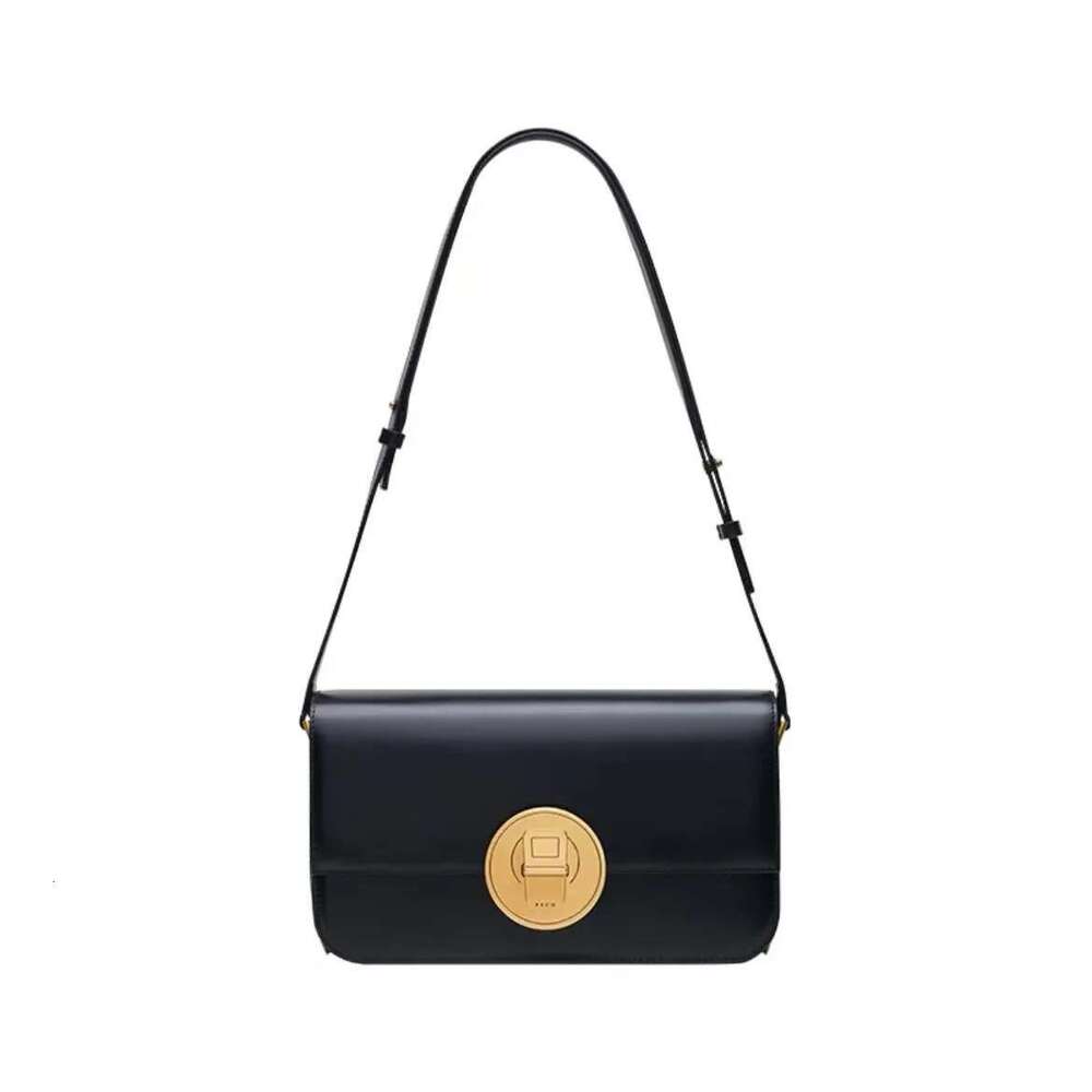 2025 new leather women's original baguette niche high-grade sense light one-shoulder tofu small square bag