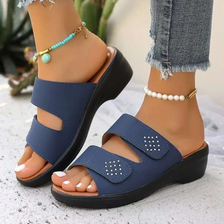 Woman 2025 Low Female Slippers Big Size Glitter Slides Fashion Flock New Jelly Fabric Crystal Rome