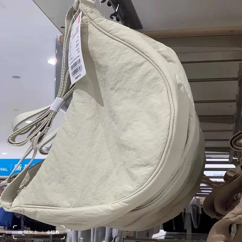 Satchel dumpling shoulder lightweight adjustable men's and women's tide underarm bag
