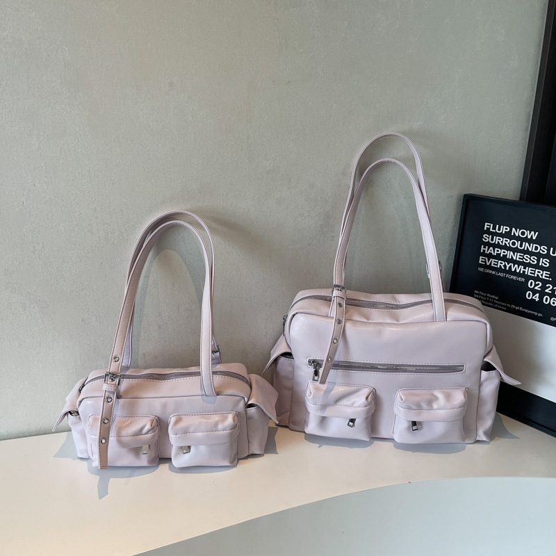 2025 New Personalized Soft Face Versatile Large Capacity Leisure Underarm for Women's Travel, Multi Pocket Single Shoulder Bag Trendy