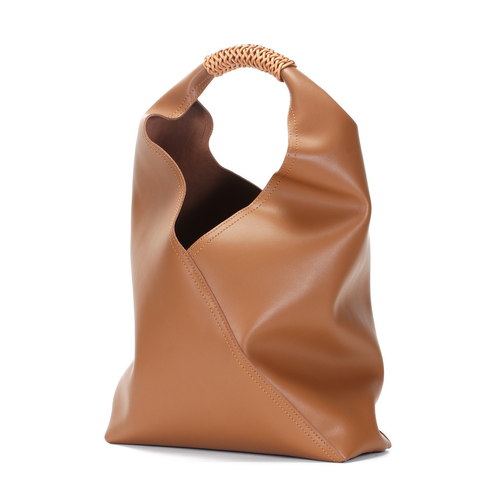 2025S Designer Large Capacity Light Luxury New Leather Women Commuter Underarm Handbill Shoulder Tote Bag