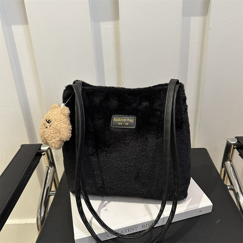 Free Delivery Designer Bag 2025 Autumn/winter Plush Women's Shoulder Solid Color Simple And Versatile Daily Leisure Bucket Tote Bag Large Capacit