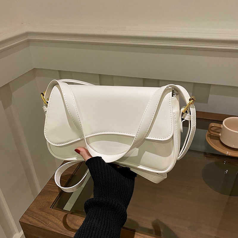 Women Shoulder Bag Fashionable PU Leather Crossbody Bag Casual Trendy Versatile High-quality Commuting Bag