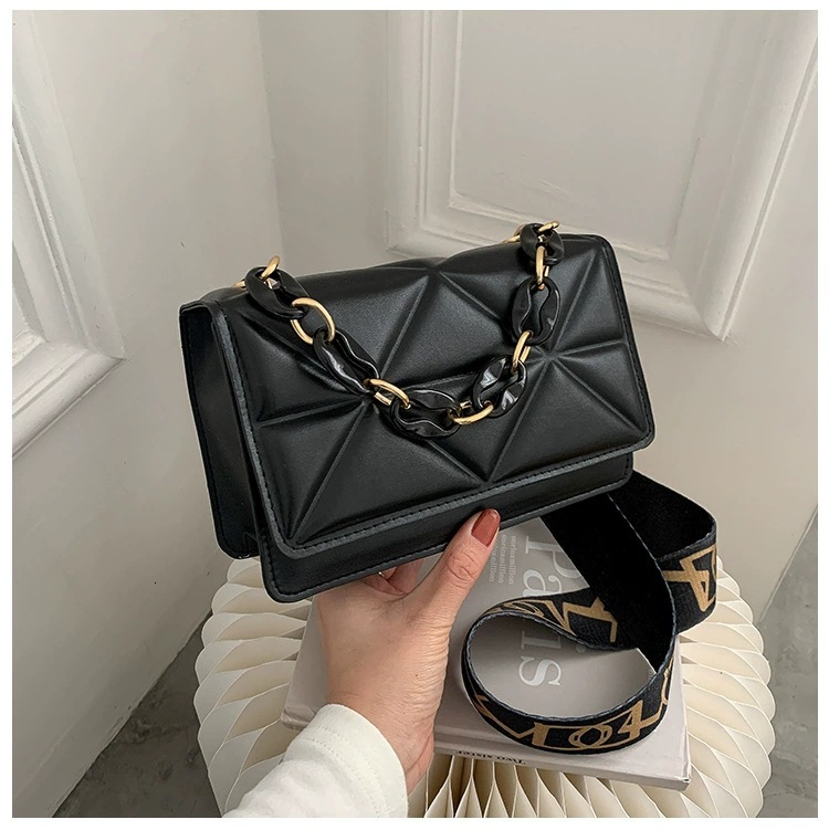 New 2025 Fashion, Simplicity, Elegance, Versatility, Advanced Texture, Trendy Bag, Women's Handheld One Shoulder Crossbody Bag