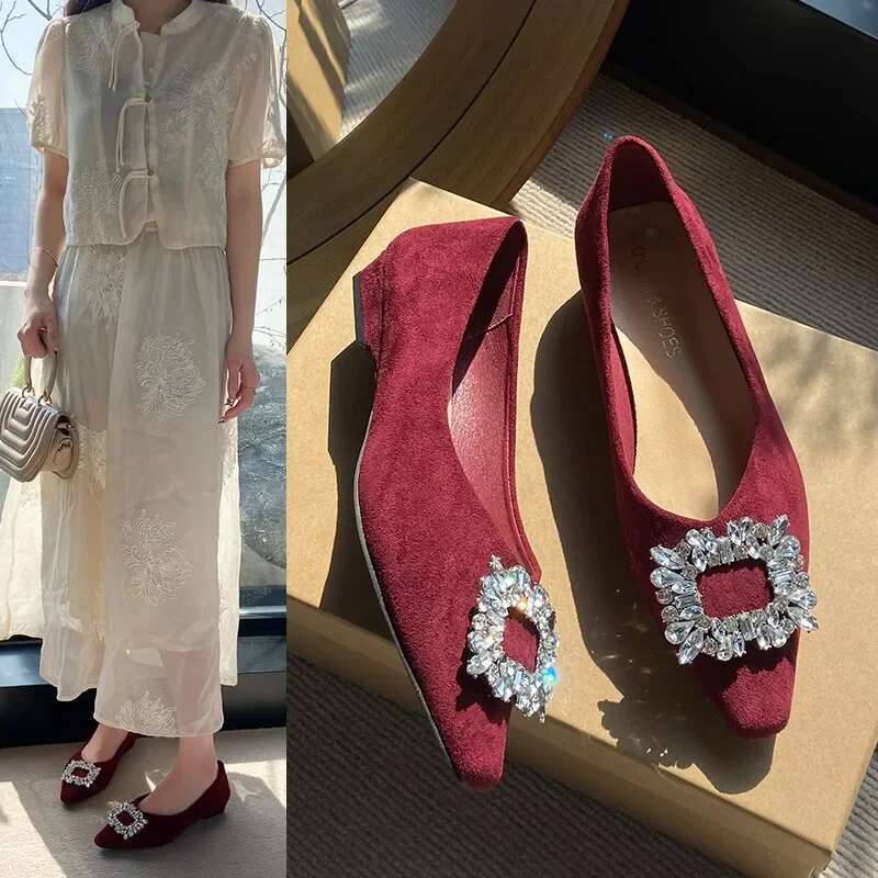 2025 Spring and Autumn New French Fashion Red Pointed Suede Water Dia Shallow Mouth Flat Casual Women's Shoes