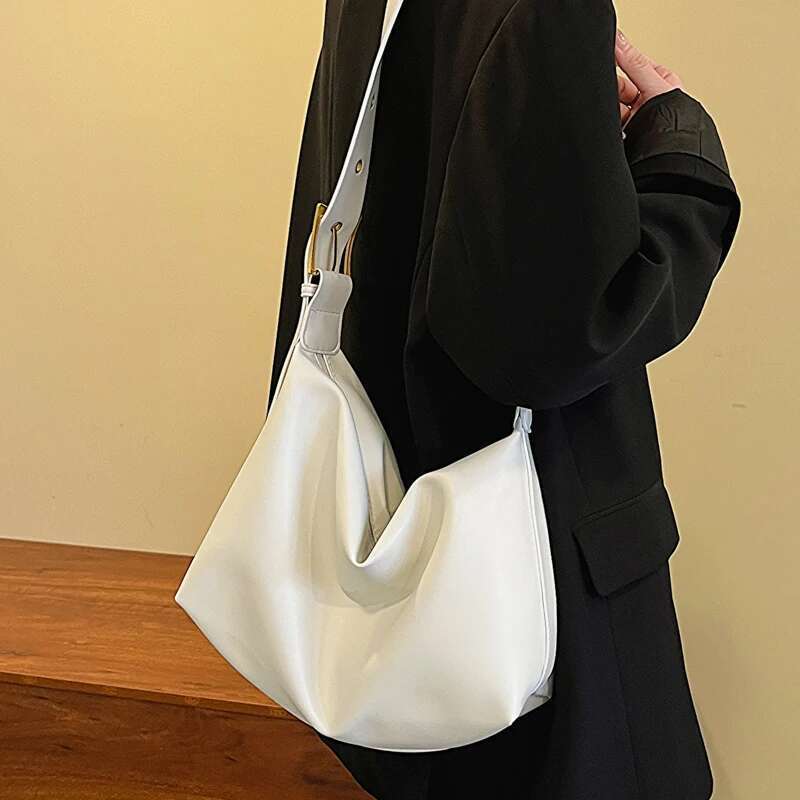 Large Capacity Shoulder PU Leather Messenger Commuting Casual Use Underarm Trendy Bag Totes Handbag