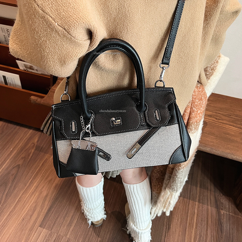 2025 Women's Splicing Color Contrasting Handbag Designer's New Fashionable Linen Cross Shoulder Strap Buckle Crossbody Bag Large Capacity Fr