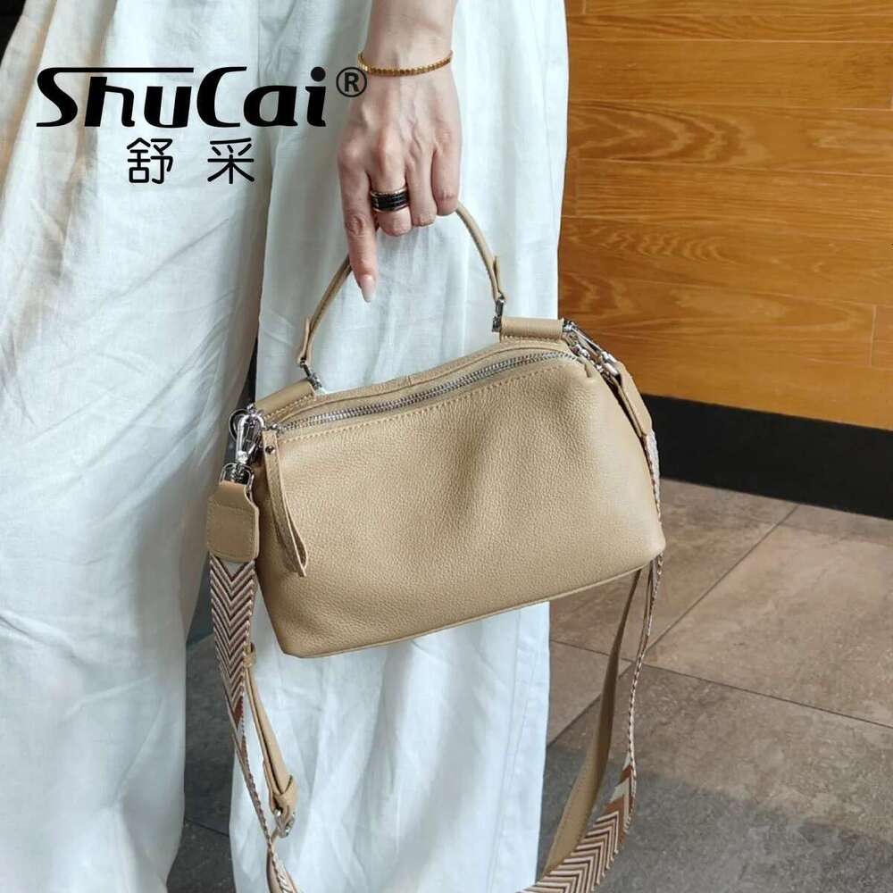 Genuine new ladies handbag commuter soft leather head layer cowhide single shoulder crossbody bag