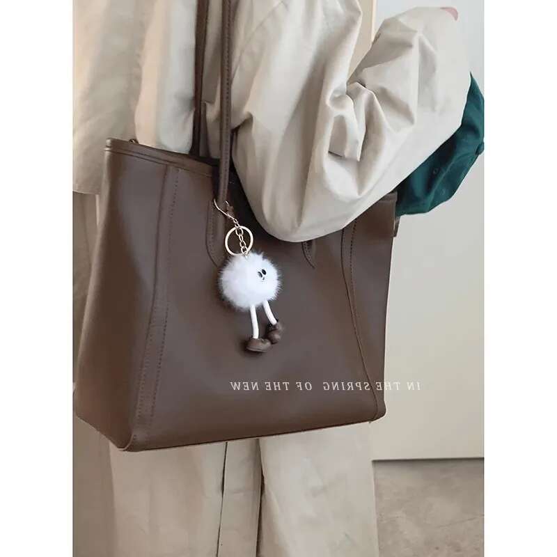 2024 Vintage Women's Versatile Tote Large Capacity Single Shoulder Commuting Bag