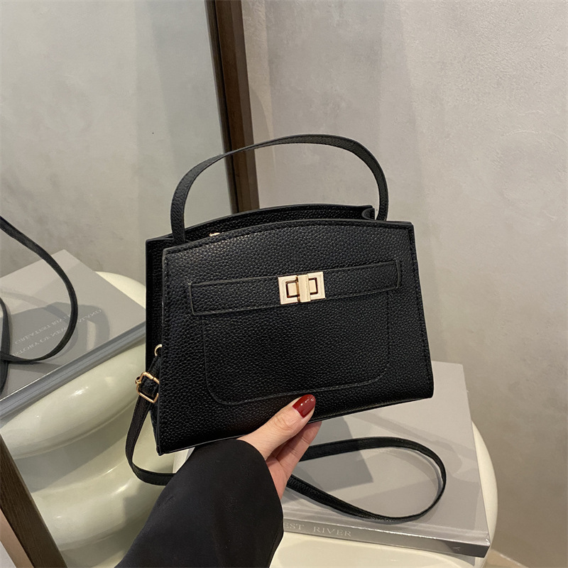 Internet Celebrity Spring New Shoulder Highend Feel Daily New Free Delivery Designer Bag Women's Crossbody Exquisite Luxury Bag Lock Kelly Bag Ha