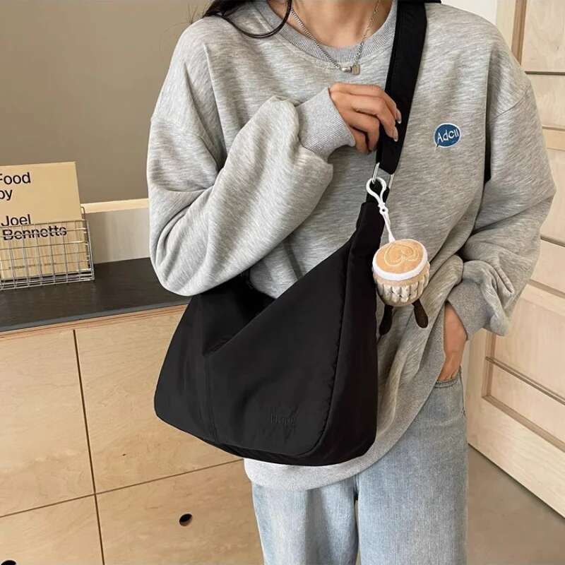 Simply-Designed Female Shoulder Refined Dumpling Ins Style Casual Crossbody Bag Nylon Travel With Large Capacity
