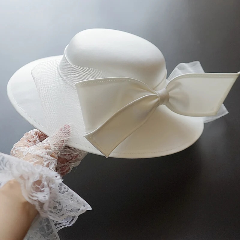 French White Bownot Satin Top Hat Women Banquet Elegant British Celebrity Dress Fascinator Bride Wedding Black Fedora Hat 250514