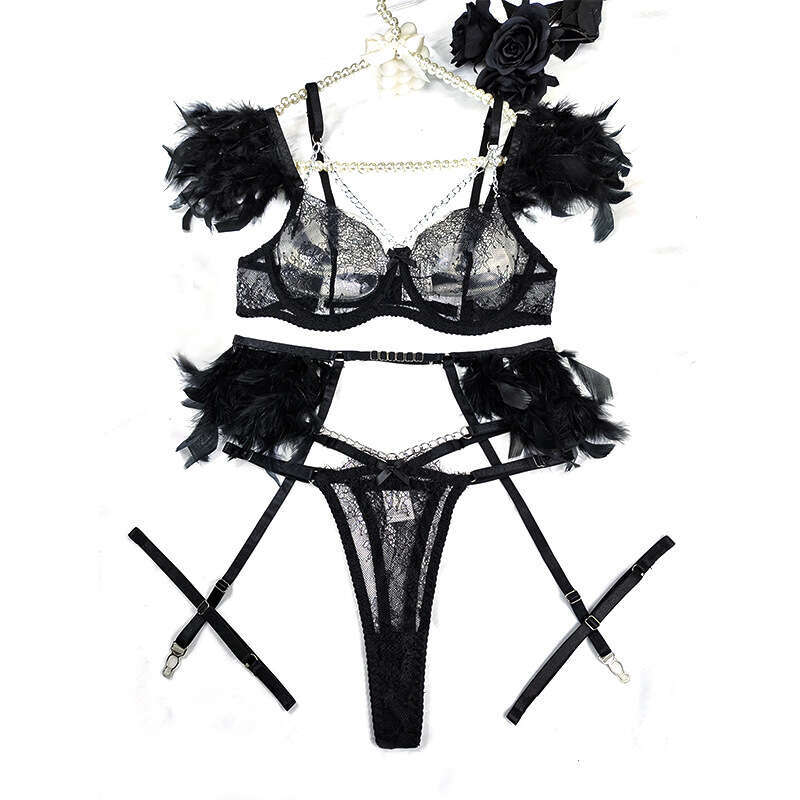 Patent Leather Sexy Lingerie Feather Lace Metal Chain Sexy Bow Perspective Bra Erotic Lingerie Set KQ