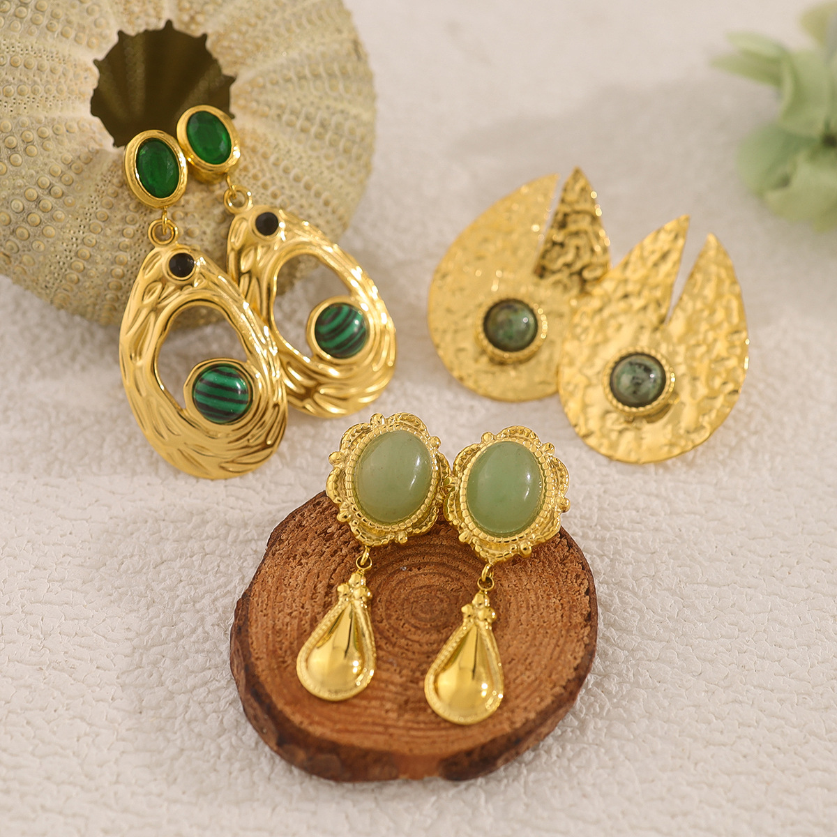 Vintage-Inspired Green Aventurine Drop Earrings, 18K Gold Plated Stainless Steel, Long Dangle Design, Stylish & Elegant for Women, Wholesale Jewelry