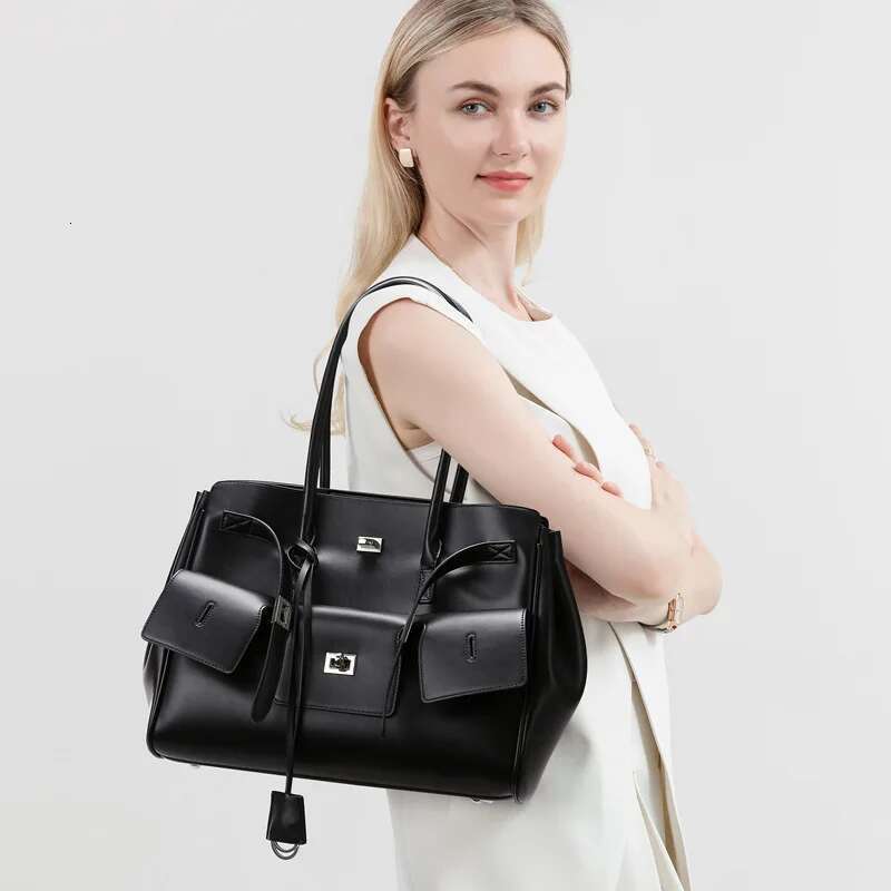 Designer Large Capacity Black PU Leather Tote Women's Underarm Bags Multipocket Shoulder Bag Lady Commuter Handbag