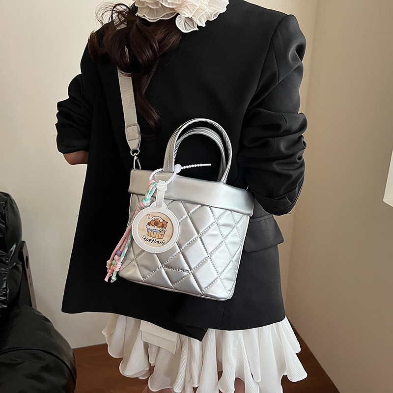 2025 New Lingge Embroidery Line Commuter Handheld Bucket for Women's Leisure Versatile Simple Solid Color Single Shoulder Crossbody Bag