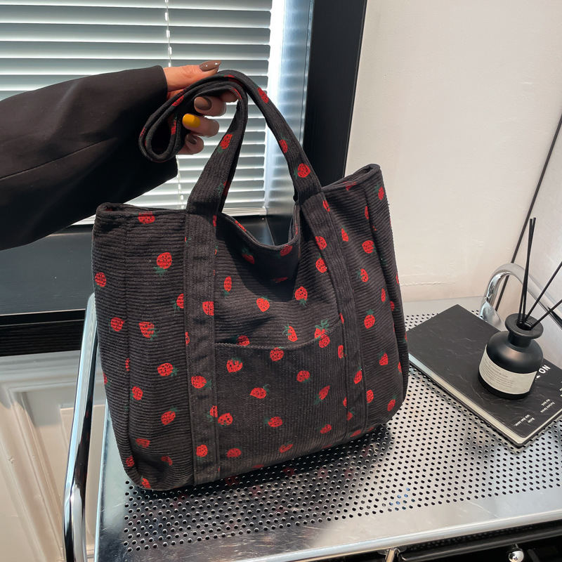 Free Delivery Designer Bag Large Capacity Simple And Fashionable Casual Strawberry Printed Shoulder For Women 2025 Summer New Fashion Hand Trend Luxur