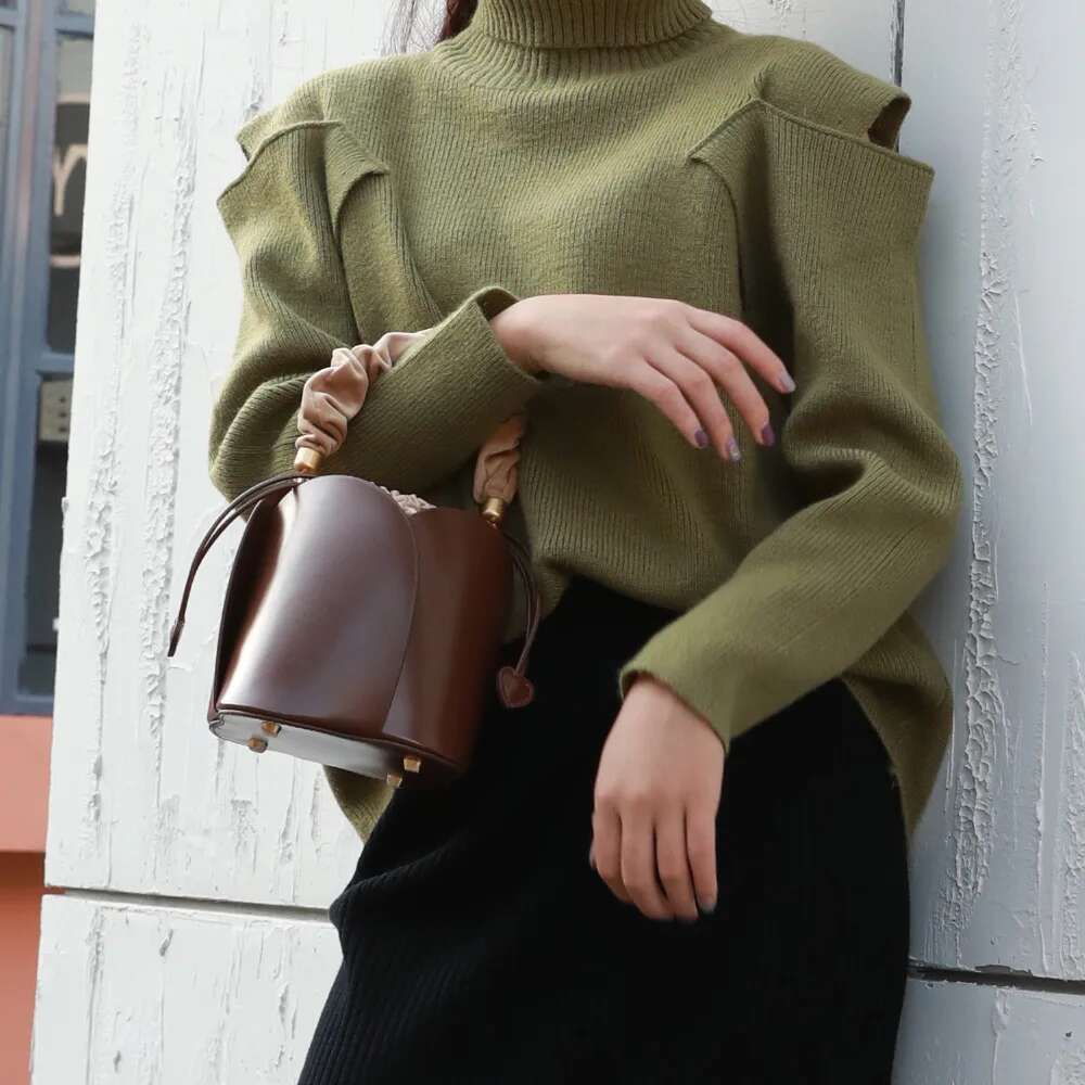 UBELLIN 2023 Mini Bucket Bag Women Solid Genuine Leather Ladies Crossbody Bags Flower Shape Tote Handbags Purses